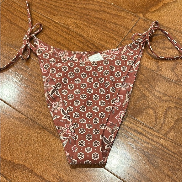 Wild Fable reversible Floral Tie-Side Bikini Bottom - Picture 2 of 6